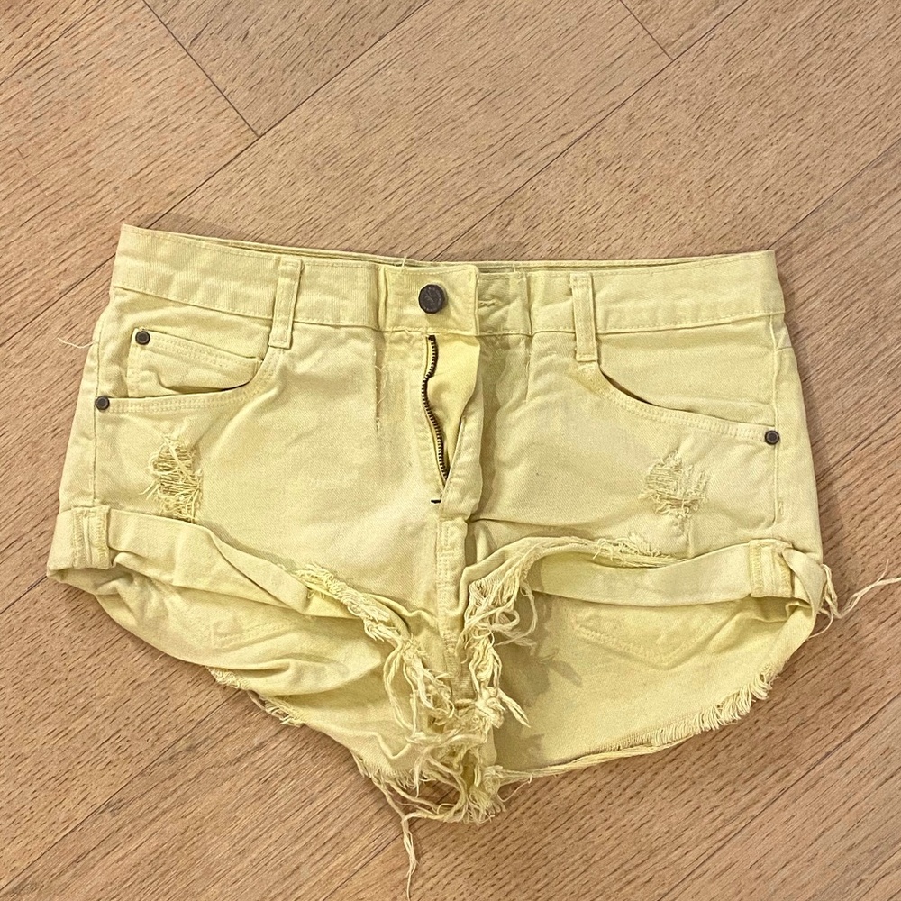 ZARA ripped shorts
